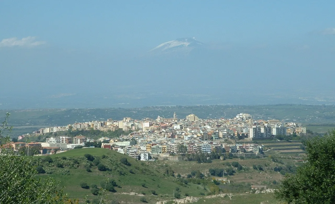 carlentini — Wikimedia Commons