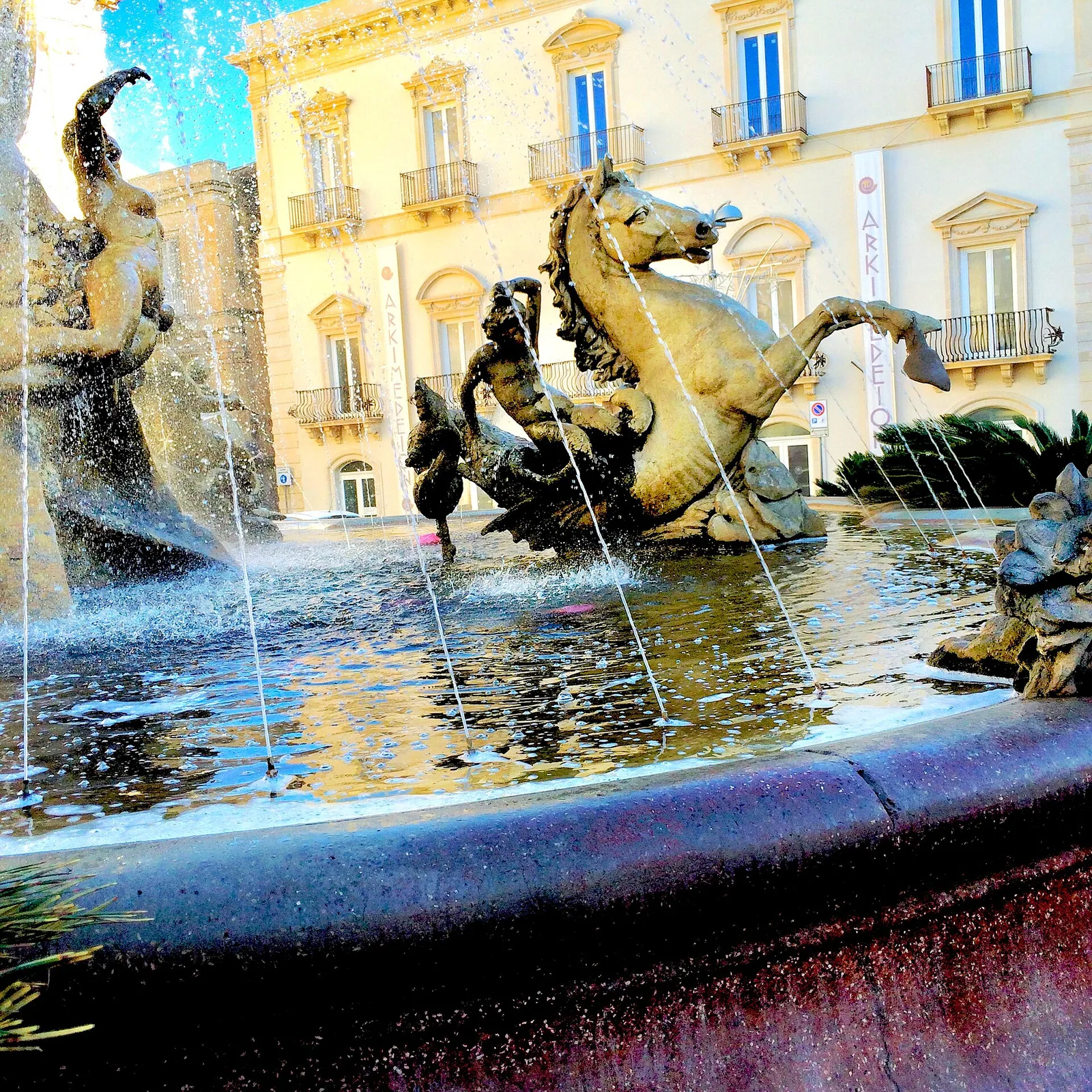 piazza archimede — Wikimedia Commons